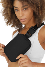 Load image into Gallery viewer, Black Waterproof Zipped Fanny Pack Crossbody Bag
